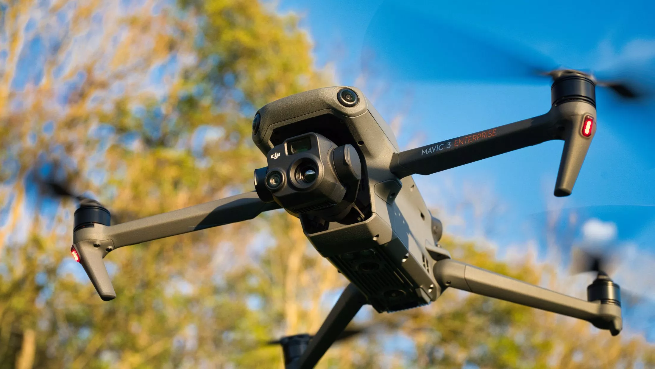 DJI Dron Mavic 3 Thermal