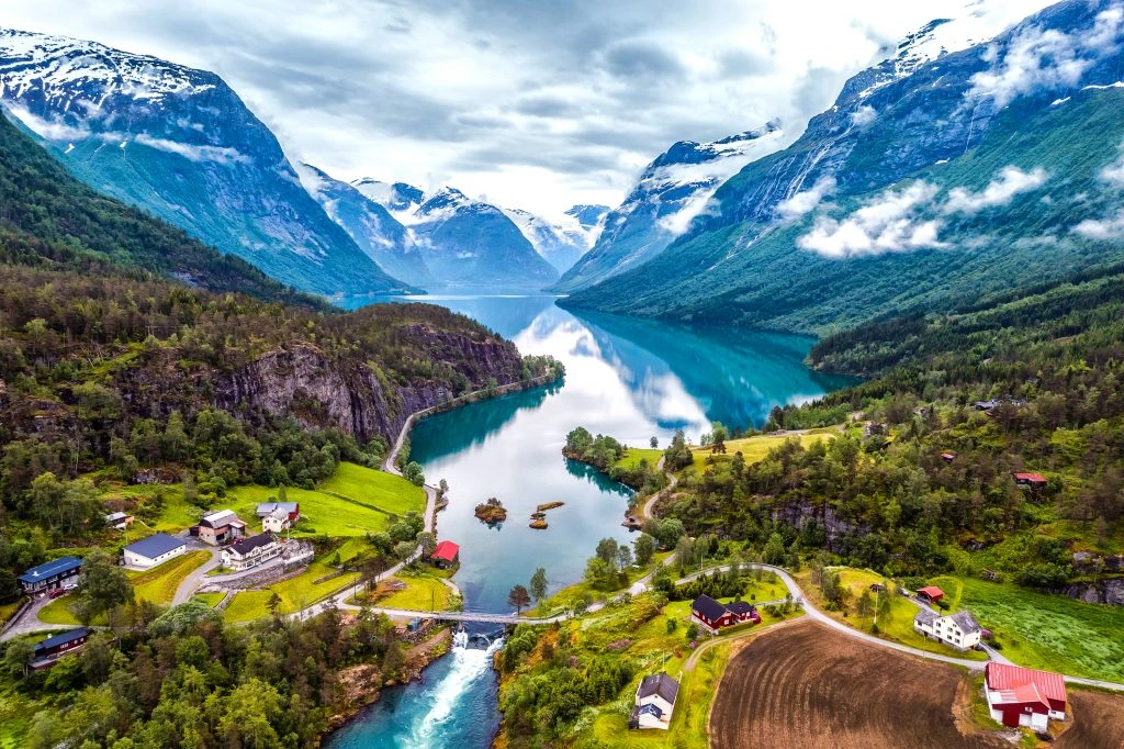 Los Fiordos Noruegos