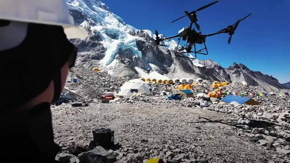 Piloto de Dron en el Everest 