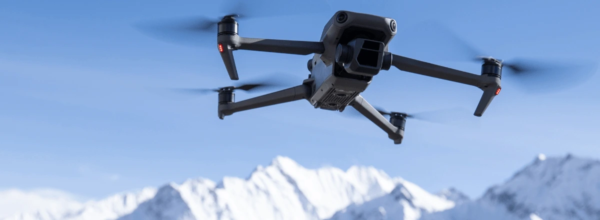 Mavic 3E sobrevolando el Everest