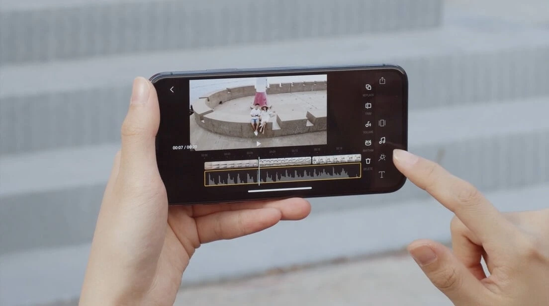 Imagen de la interfaz del DJI Fly en un celular 
