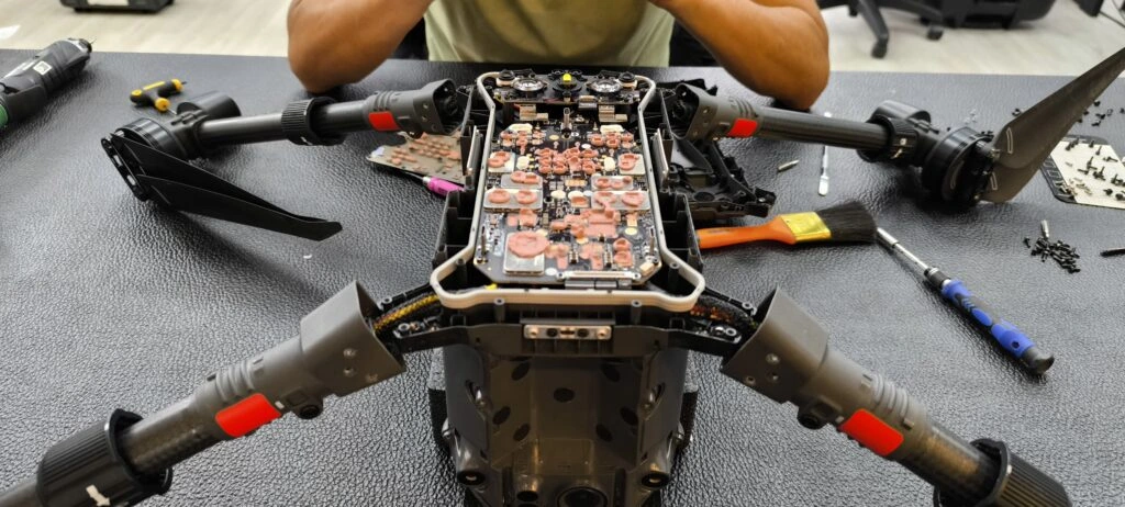 Mantenimiento para Drones de un DJI M350 RTK 
