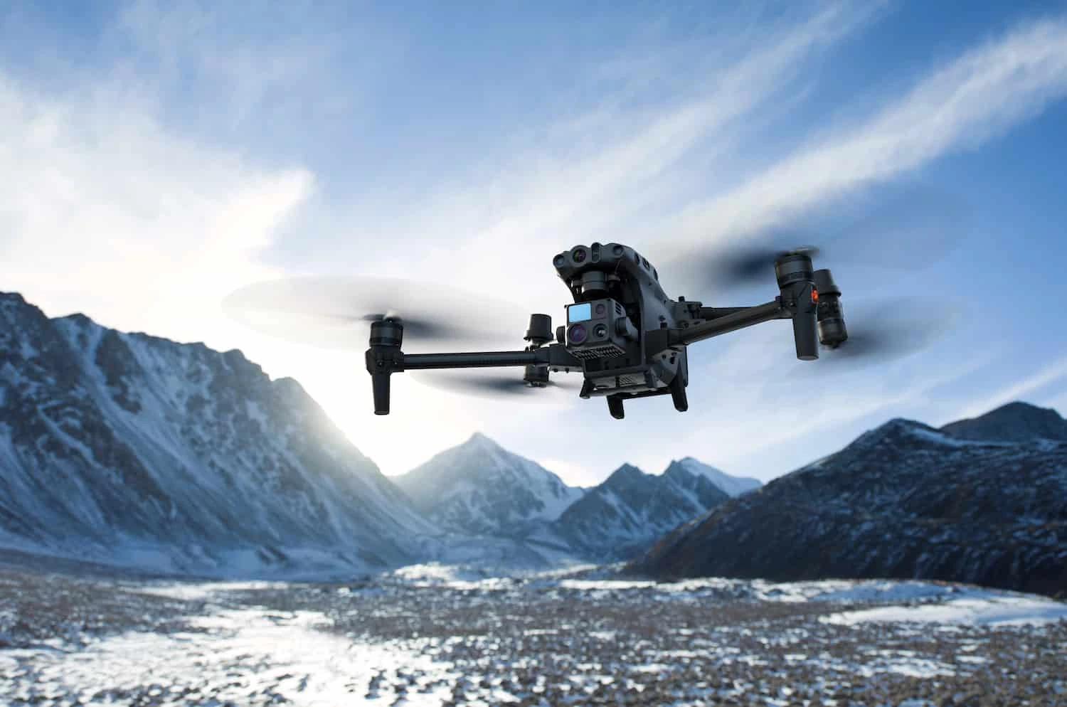 Imagen del DJI Matrice 30T, ideal para vuelos en areas difíciles 